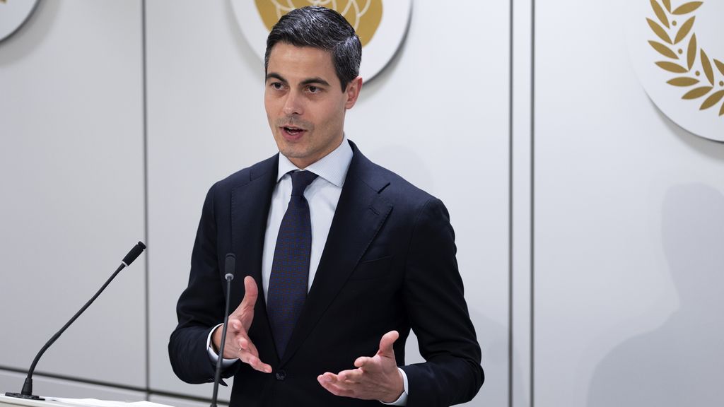 Guvernul olandez nu renunță la creșterea vârstei de pensionare AOW, dar amână decizia până la alternative
