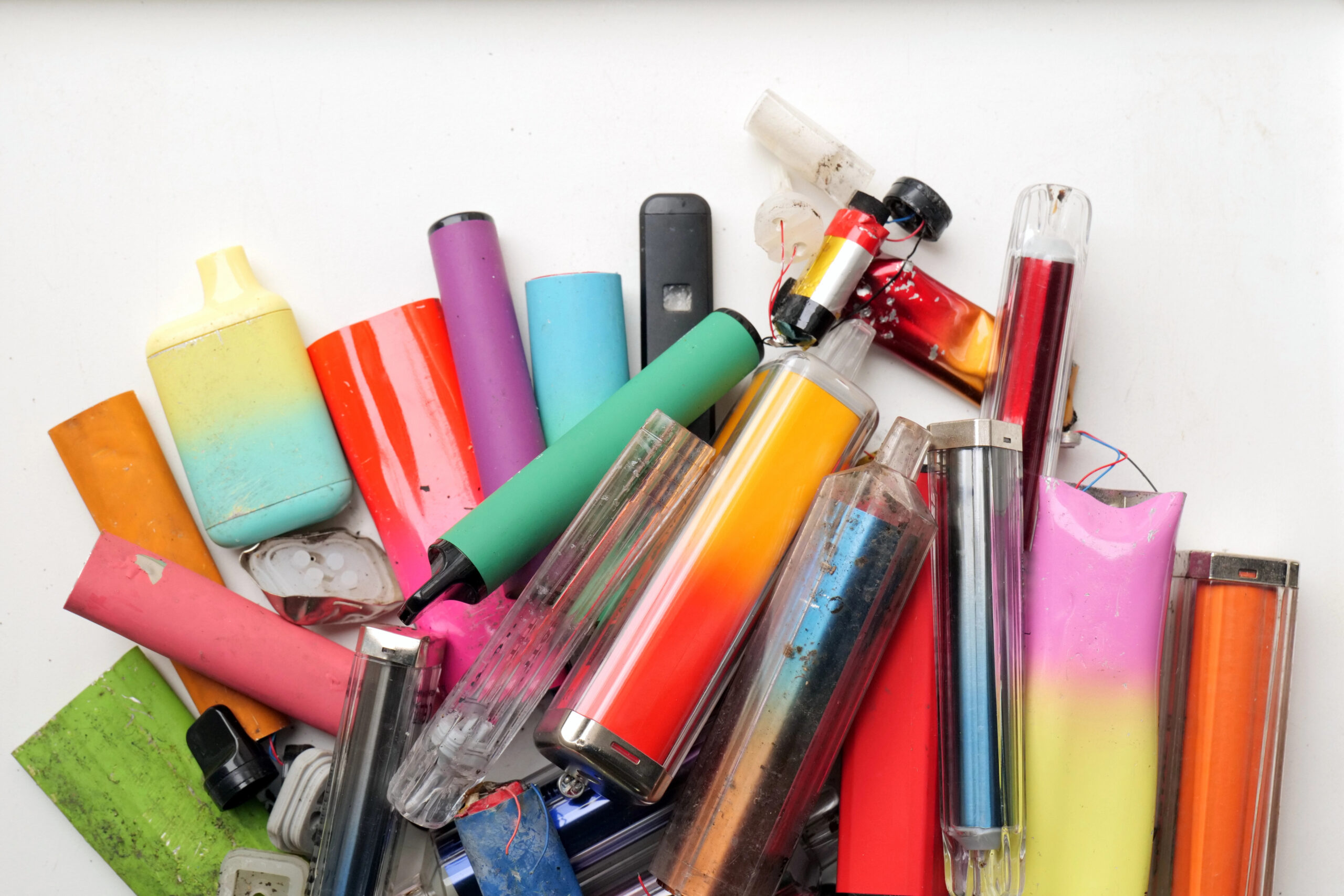 Olanda înăsprește legea vapes: Aproape 90% dintre produsele de pe piață sunt ilegale
